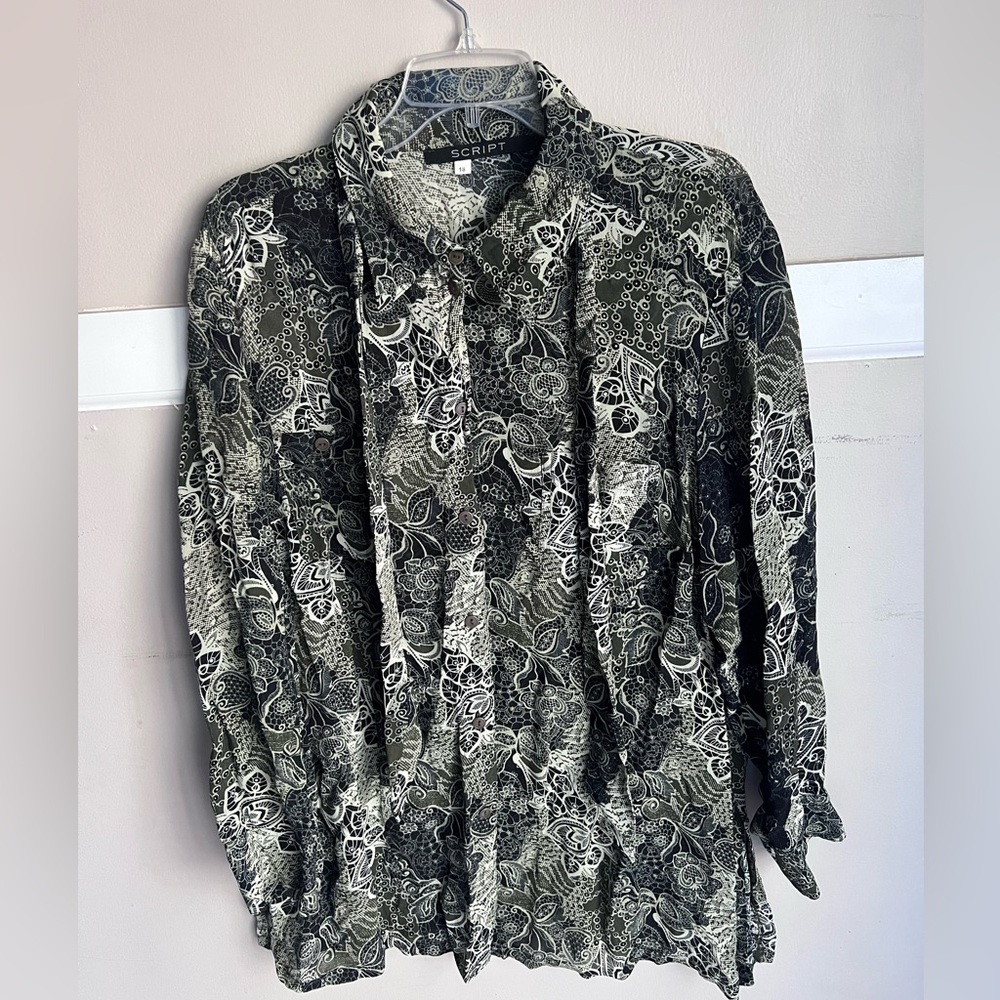 Esprit Black and White Paisley Button Down Shirt Size 18